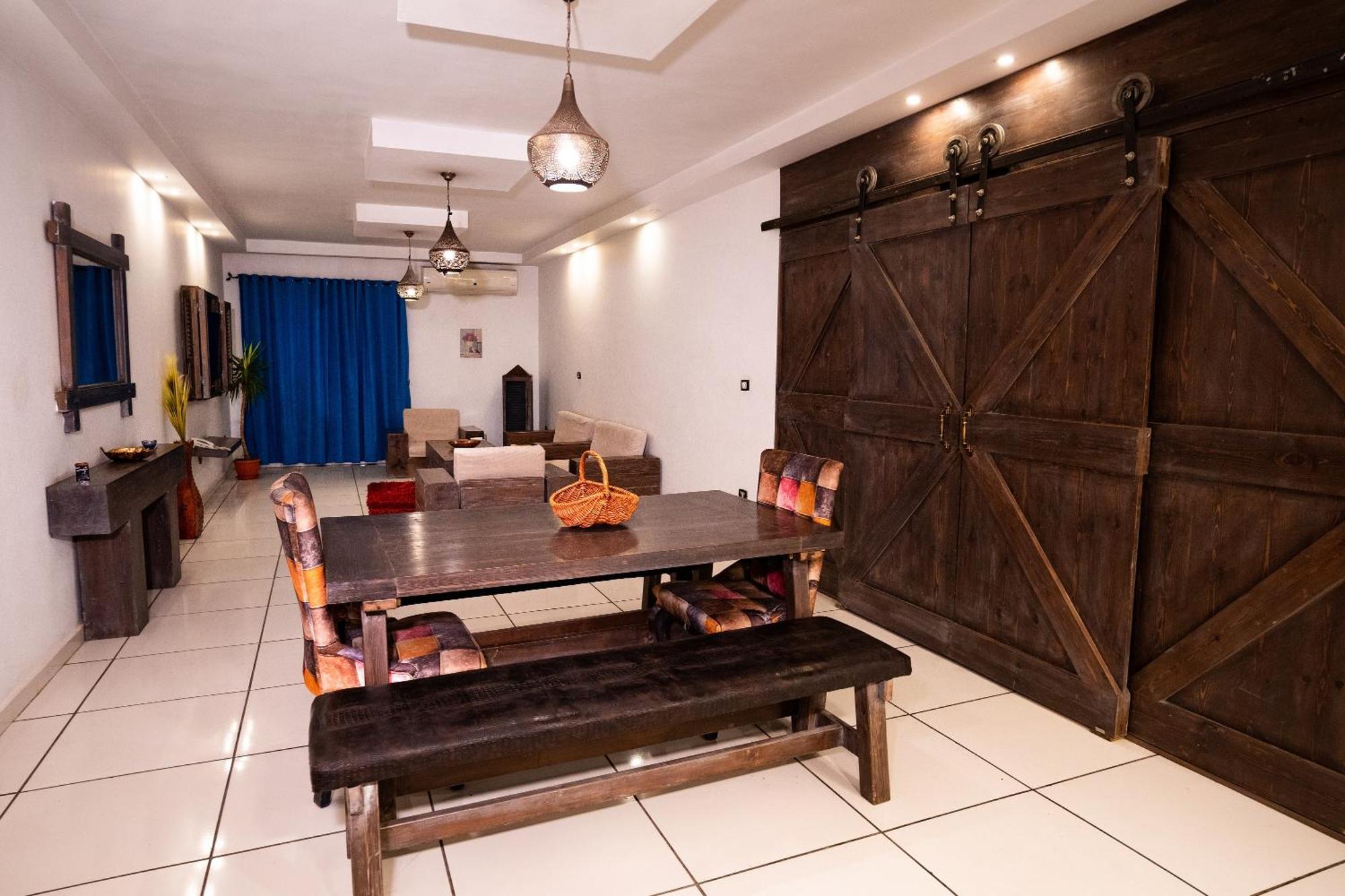 Pyramids Gem Plaza Hotel Kafrat al Jabal Bagian luar foto