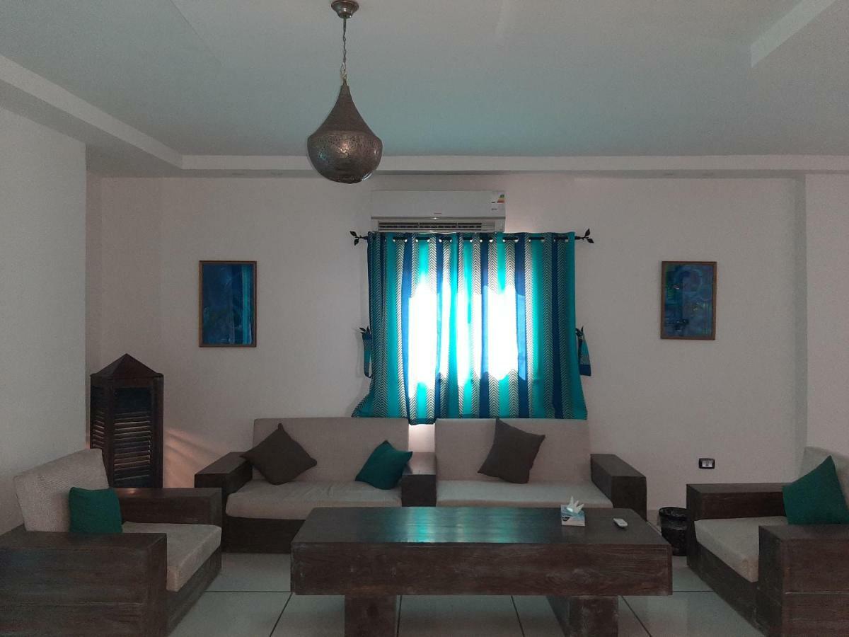 Pyramids Gem Plaza Hotel Kafrat al Jabal Bagian luar foto
