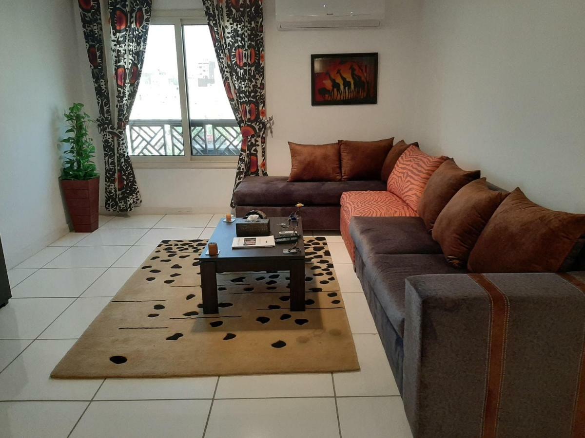 Pyramids Gem Plaza Hotel Kafrat al Jabal Bagian luar foto